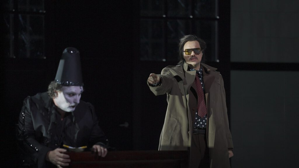 Julien Behr in Laërte - Hamlet - Opéra de Paris