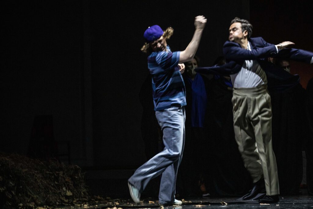 Julien Behr in Laërte - Hamlet - Opéra de Paris